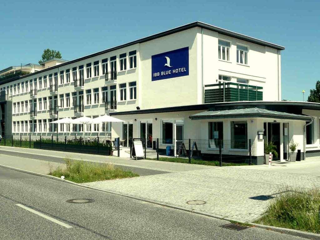 B&B Hotel Berlin-Adlershof Bagian luar foto