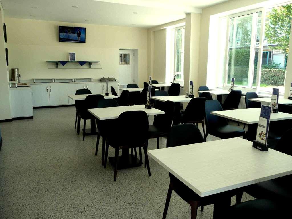 B&B Hotel Berlin-Adlershof Restoran foto