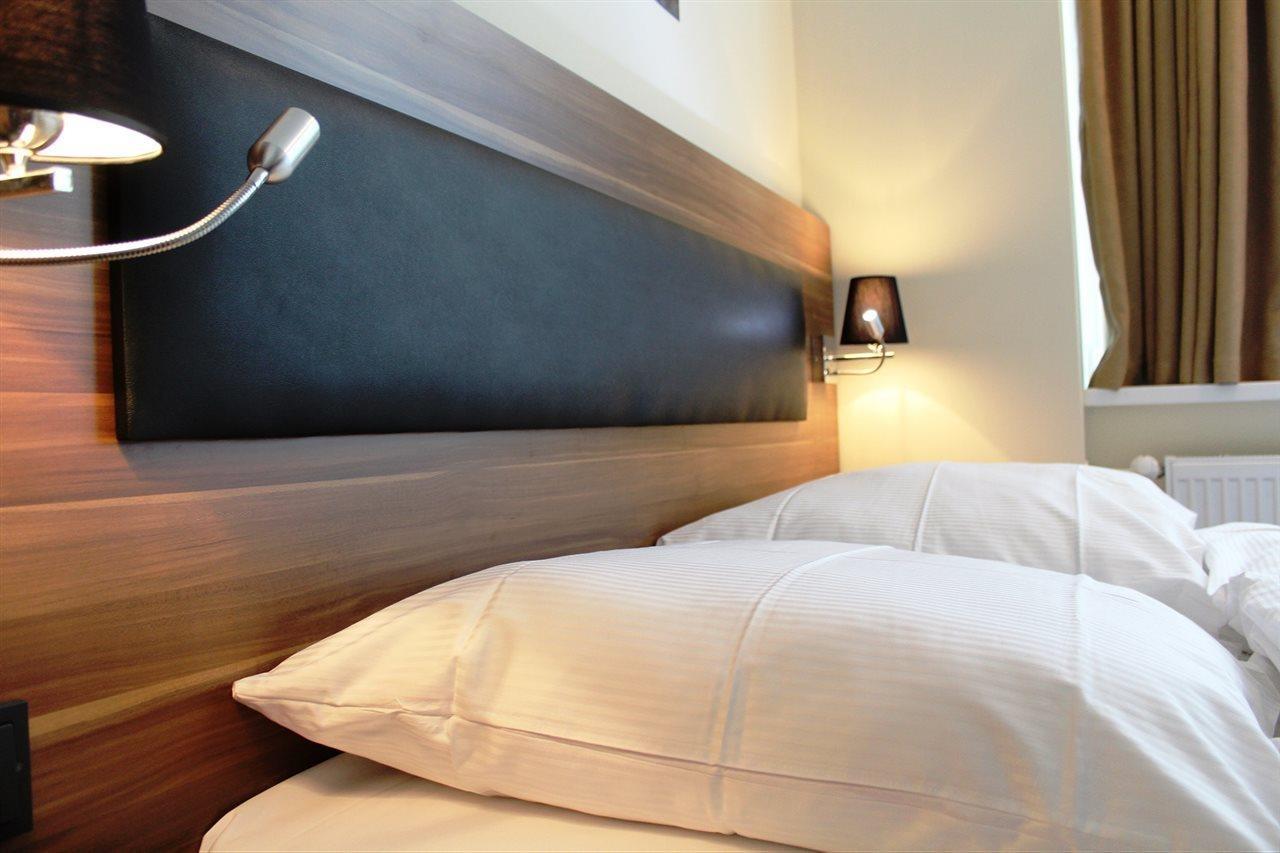 B&B Hotel Berlin-Adlershof Bagian luar foto